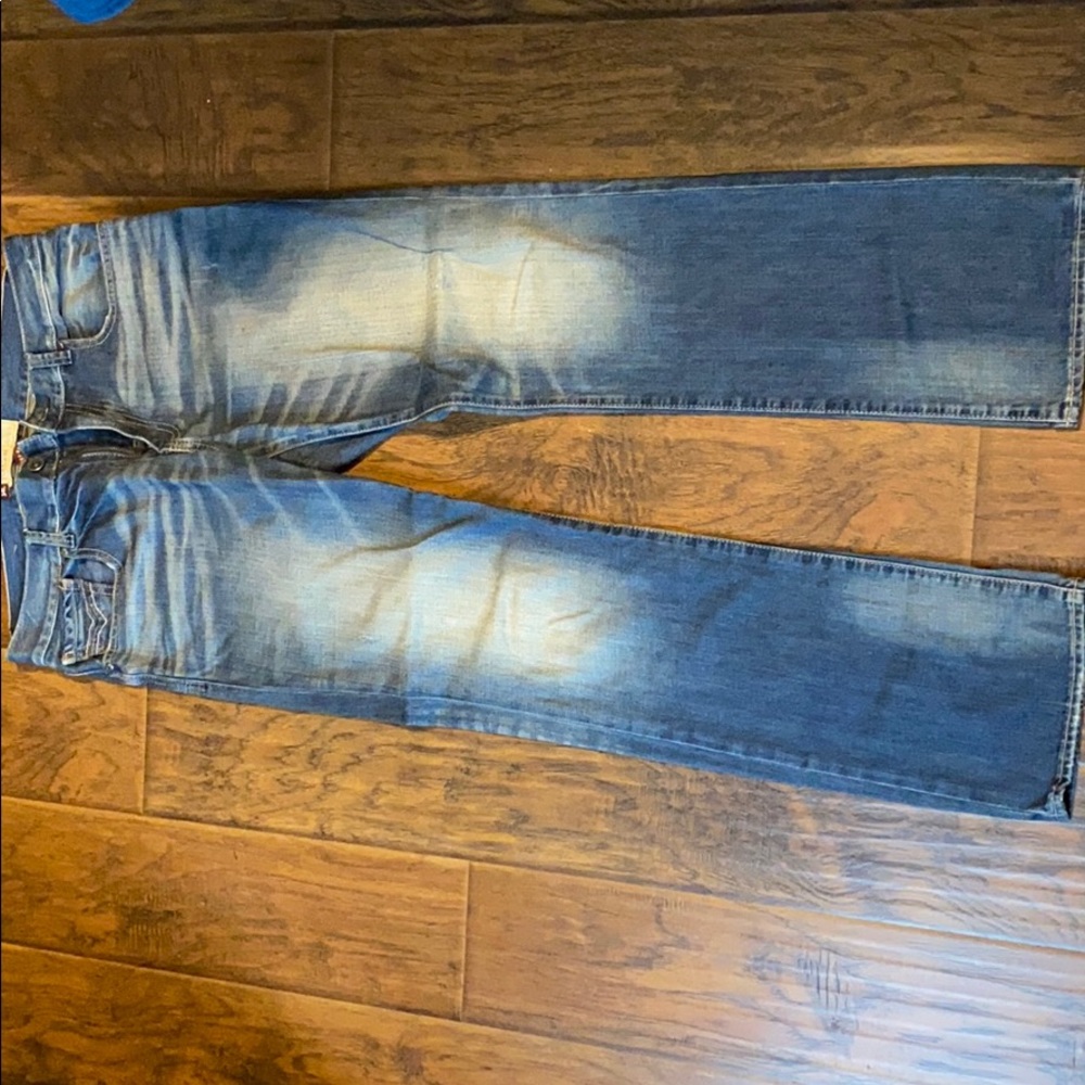 Buckle Jeans